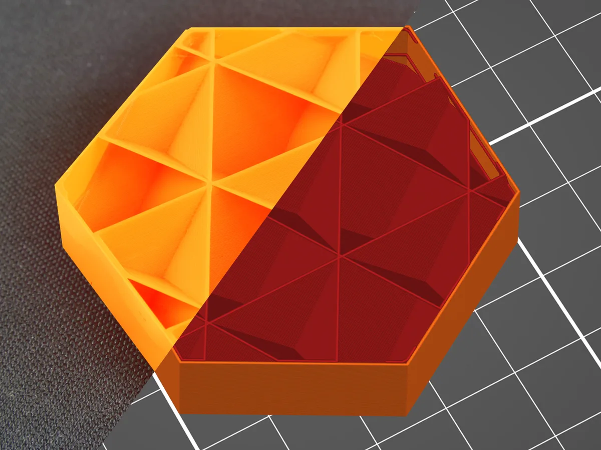 Test block printed with support cubic infill, shown half as the printed part and half as a slicer preview